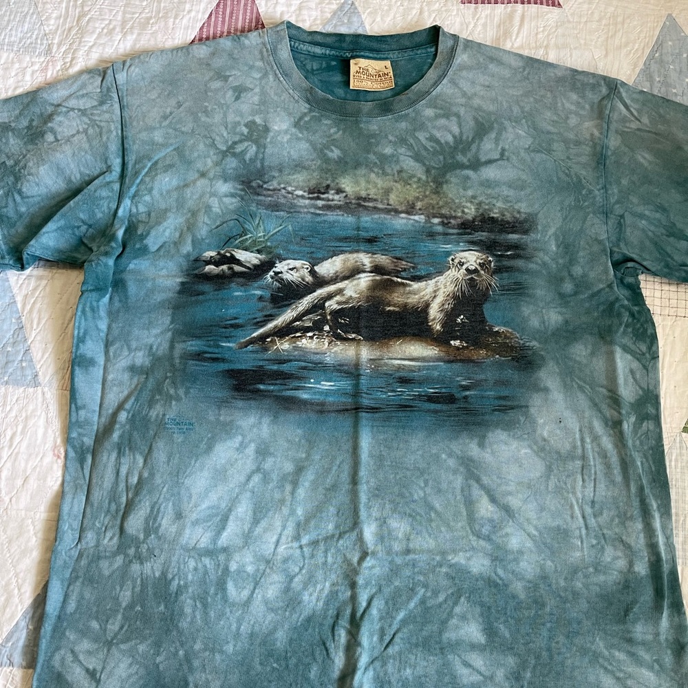 Vintage tie dye otter the mountain tee shirt